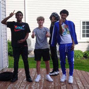 午夜精品视频在放无码
