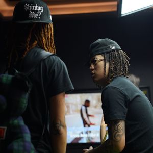 午夜精品视频在放无码
